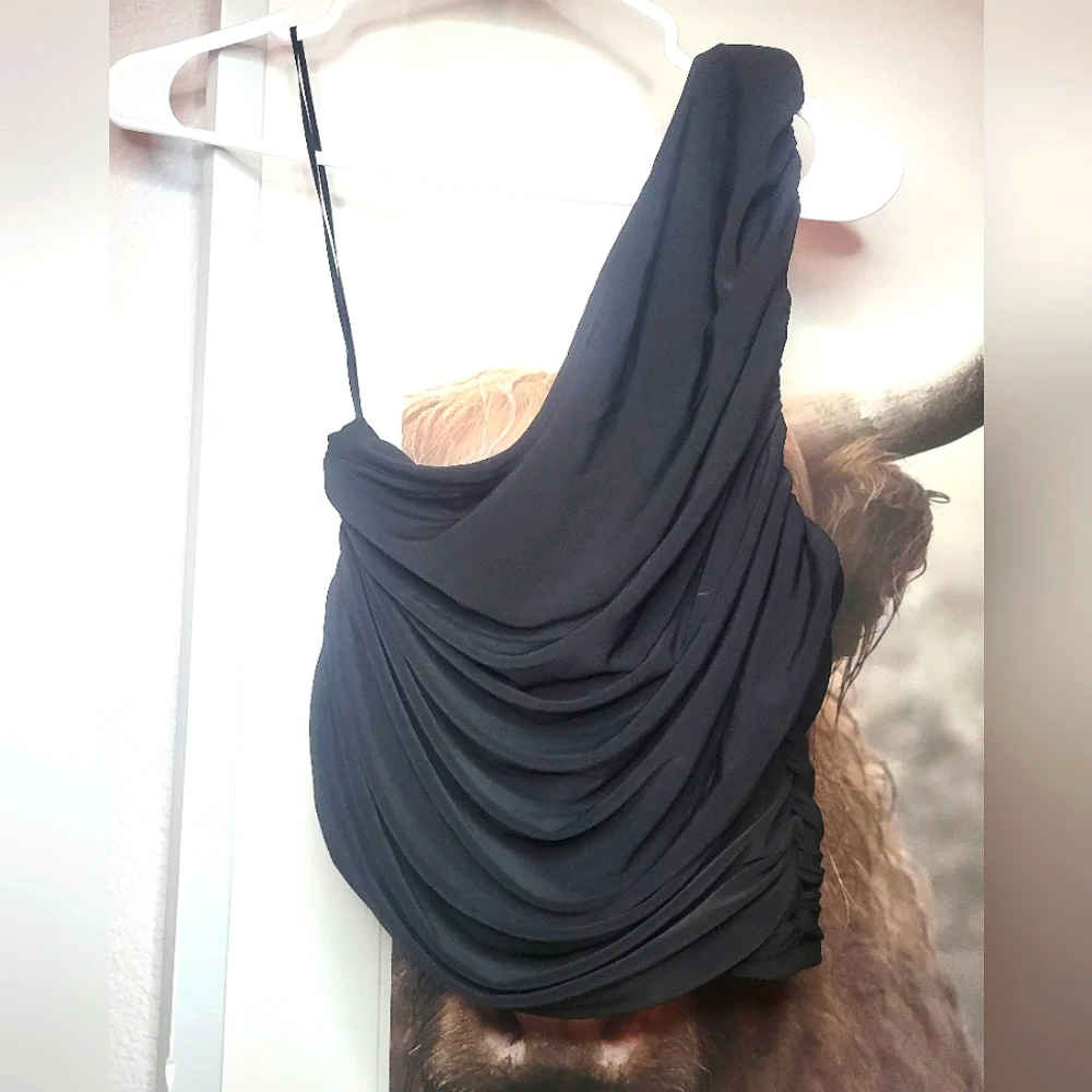 EXPRESS One Shoulder Rouched Top - Picture 3 of 6